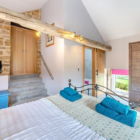 Uptop Barn بيت للعطل